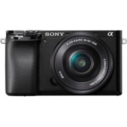 Sony Appareil Photo Hybride A6100 + 16-50mm + 55-210mm